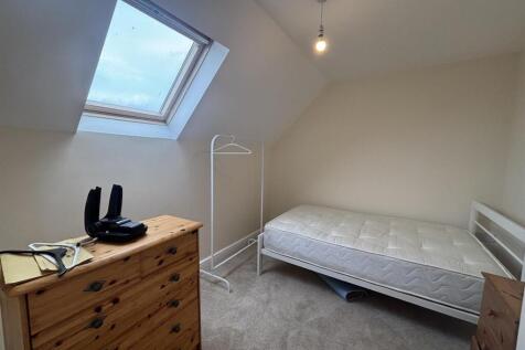 Bedroom 3.jpg