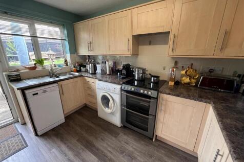 Kitchen 3.jpg