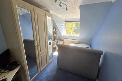Bedroom 3.jpg