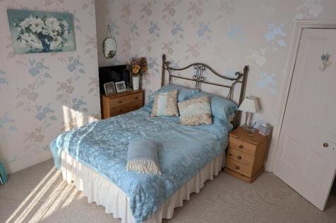 Bedroom 2.jpg