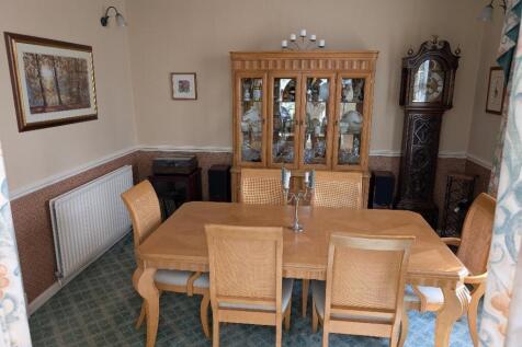 Dining Room 2.jpg
