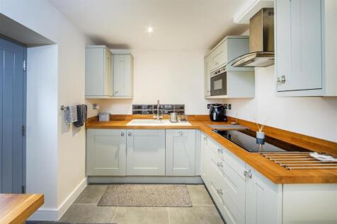 Kitchen 07.jpg