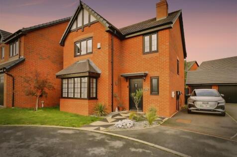 19 Glover Drive, Dusk Shot.jpg