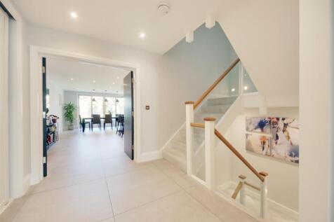 hall stairs 1.jpg