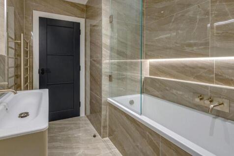 BATH 1.JPG