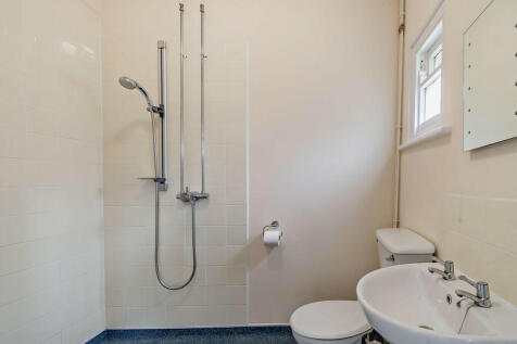 8551660-interior6...