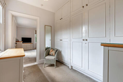 8649885-interior0...