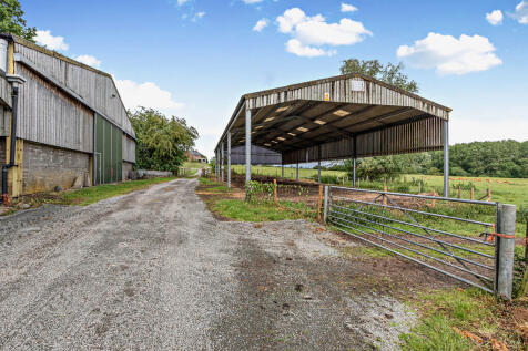 8649295-exterior2...