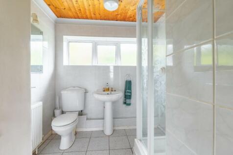 bathroom-1.jpg