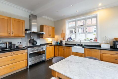 kitchen-3.jpg