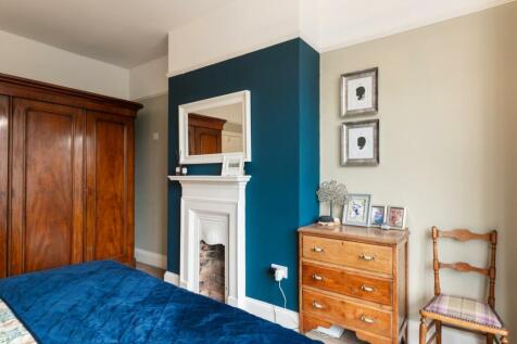 bedrooms-3.jpg