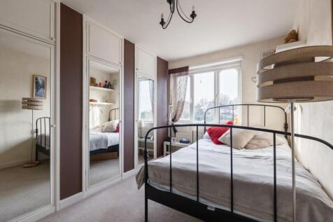 bedrooms-3.jpg