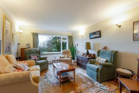 living room-1.jpg