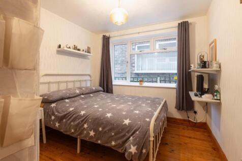 bedrooms-3.jpg