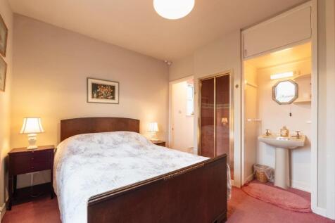 bedrooms-8.jpg