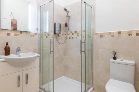 shower room-1.jpg