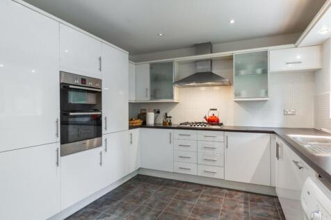 kitchen-2.jpg