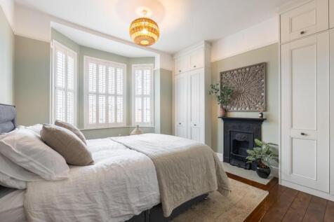 bedrooms-3.jpg