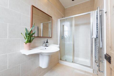 en suite-2.jpg