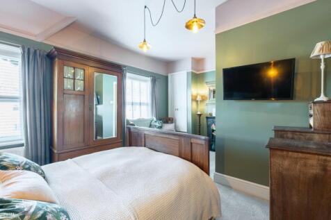 bedrooms-5.jpg
