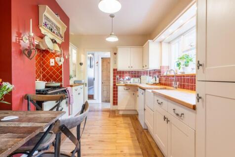 kitchen-4.jpg