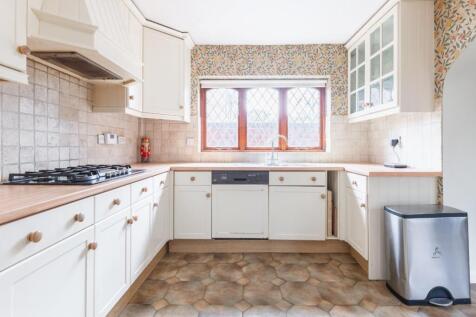 kitchen-3.jpg