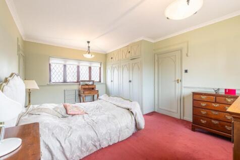 bedrooms-3.jpg