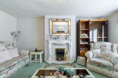 lounge-2.jpg