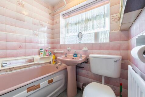 bathroom-1.jpg