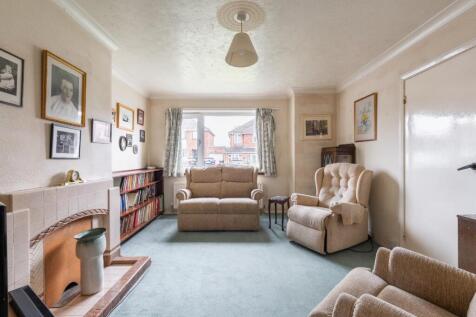 living room-1.jpg