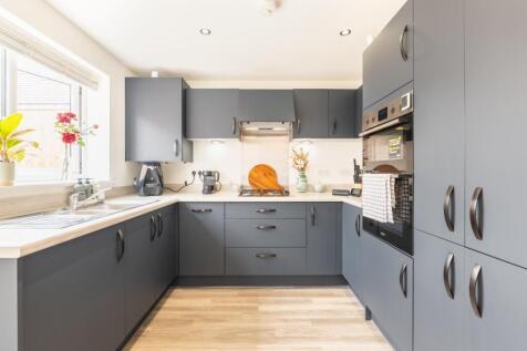 kitchen-2.jpg