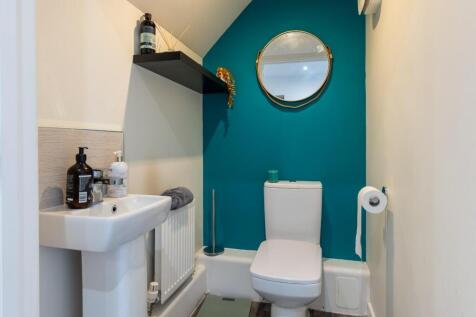CLOAKROOM/WC