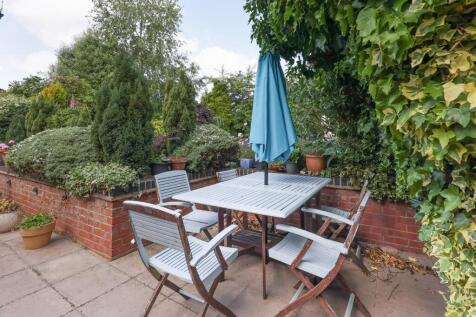 18 Southam Road CV22-22.jpg