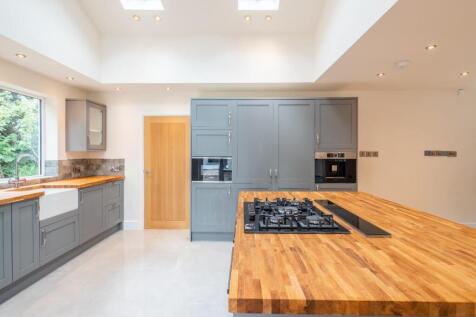 kitchen 5.jpg