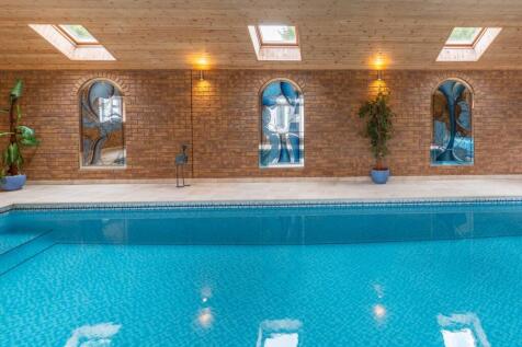 swimming pool 3.jpg