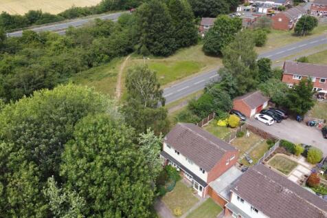 16 Twycross Walk aerial-4.jpg