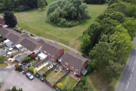 16 Twycross Walk aerial-8.jpg