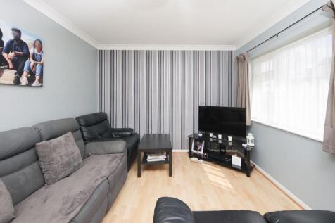 10 Severn Close-14.jpg