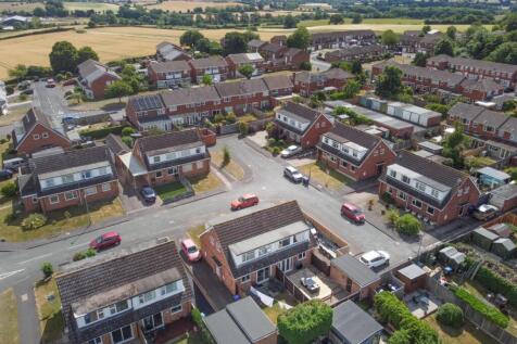 10 Severn Close aerial-5.jpg