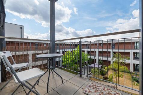balcony-1.jpg