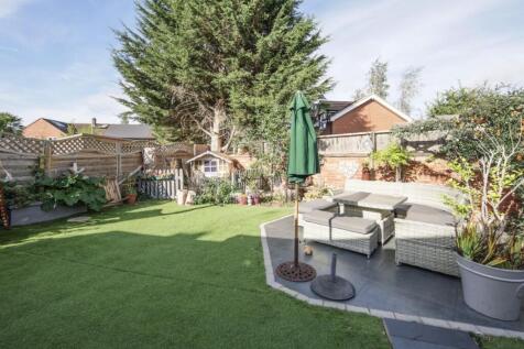 13 East Dene garden-4.jpg