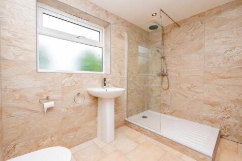 bathrooms 3.jpg