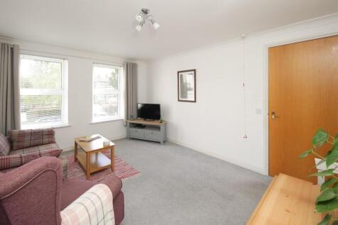 26 Oakfield House CV32-4.jpg