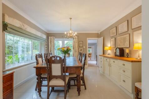 BREAKFAST ROOM 3.jpg