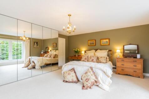 BEDROOMS 2.jpg
