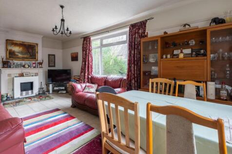 living room-1.jpg