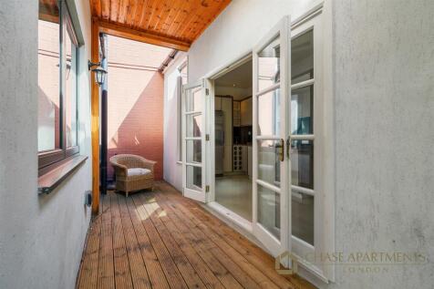 Cube House SE16 3GD-5.jpg