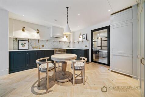 Tottenham Mews W1T 4AB-6.jpg