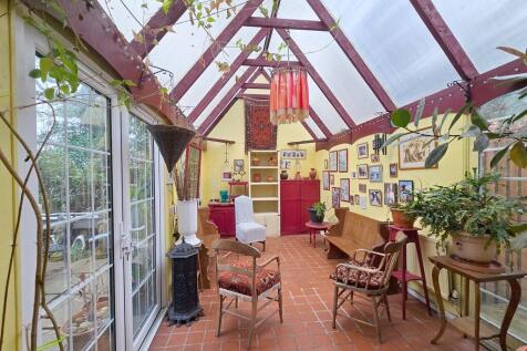Property Image 4