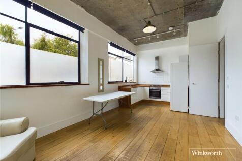 Reception / Kitchen
